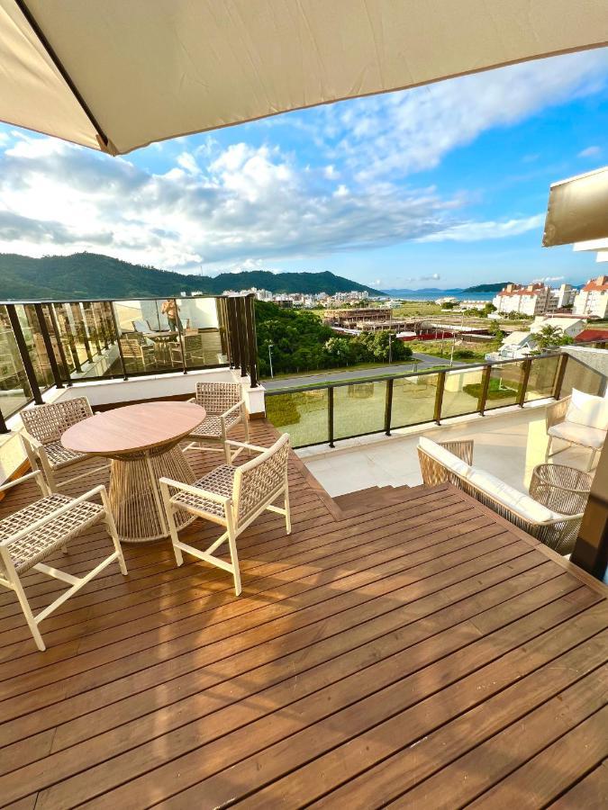 Cobertura Velejar Em Condominio Clube - Com Area De Lazer Governador Celso Ramos Dış mekan fotoğraf